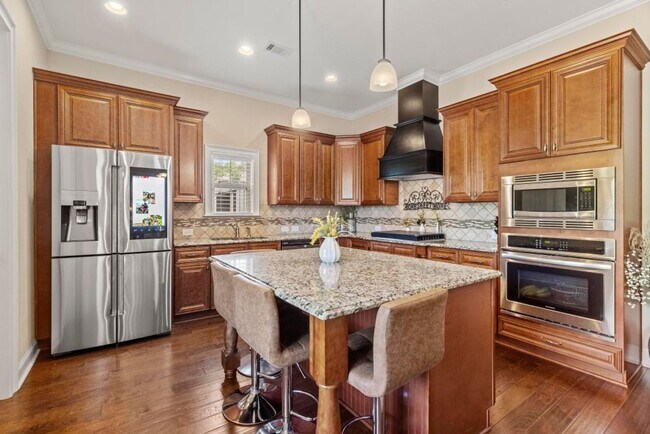Foto del edificio - Luxury Living in The Oaks at Cotswold – 5B...