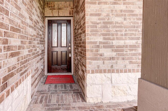 Building Photo - 6430 Dayridge Ln