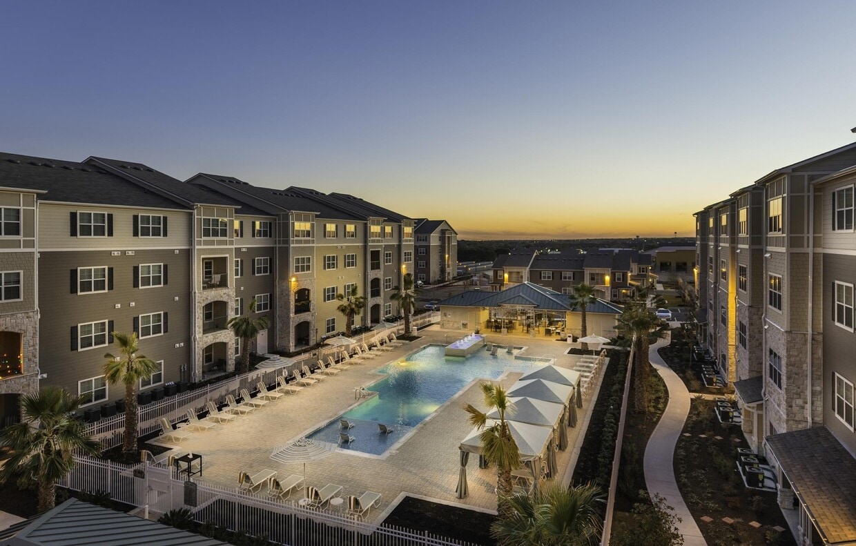 Welcome to SYNC at Arden Park - Lirio