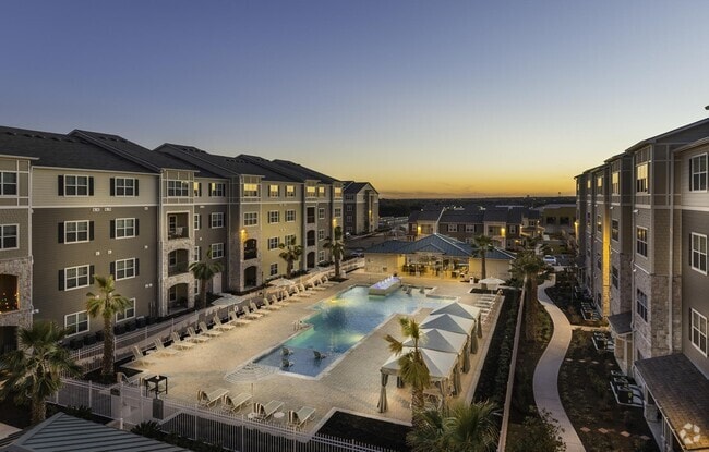 Welcome to SYNC at Arden Park - Lirio