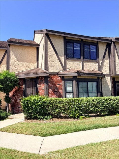 Building Photo - 14846 Brownstone Ln