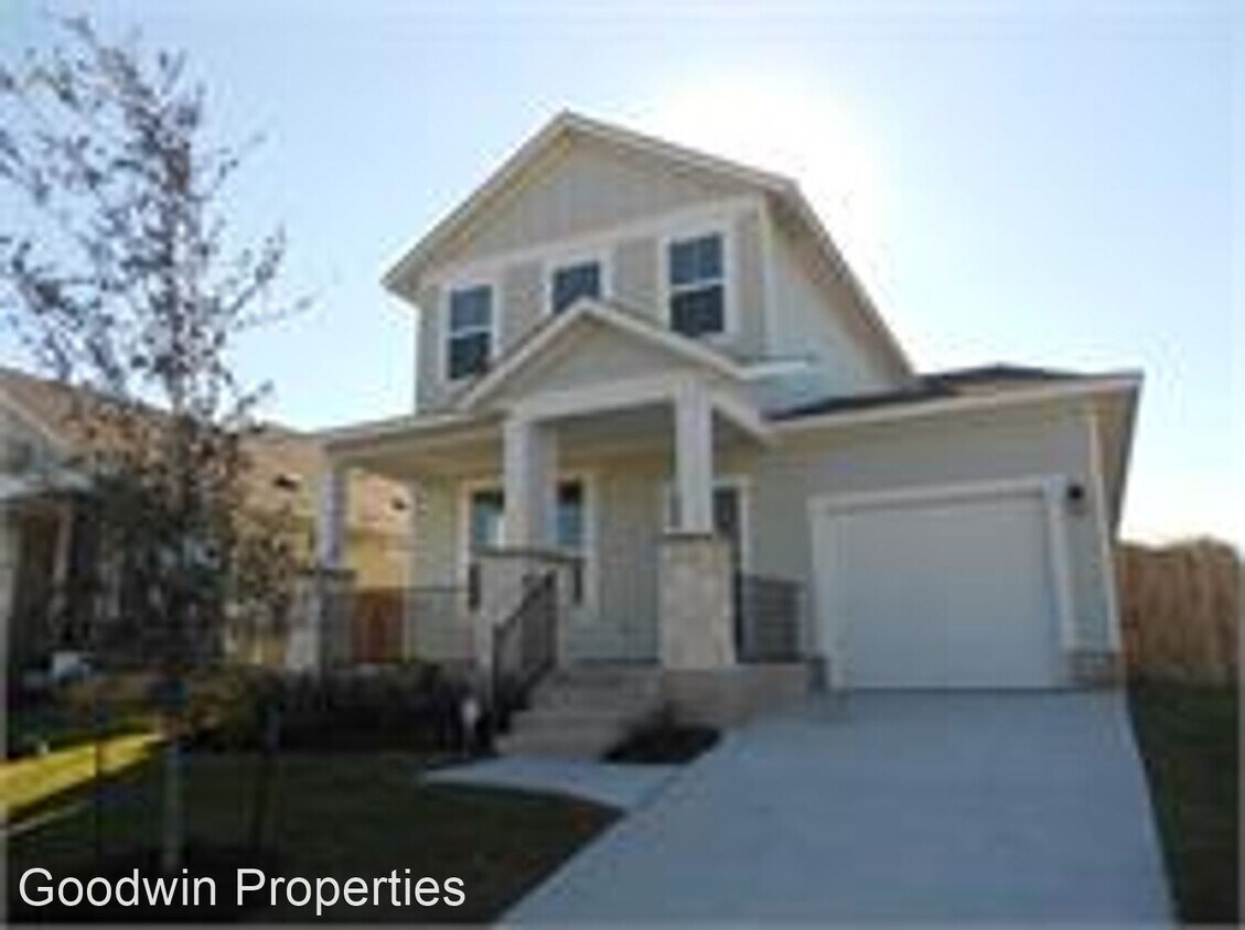Foto principal - 4 br, 3.5 bath House - 213 Michaelis Drive
