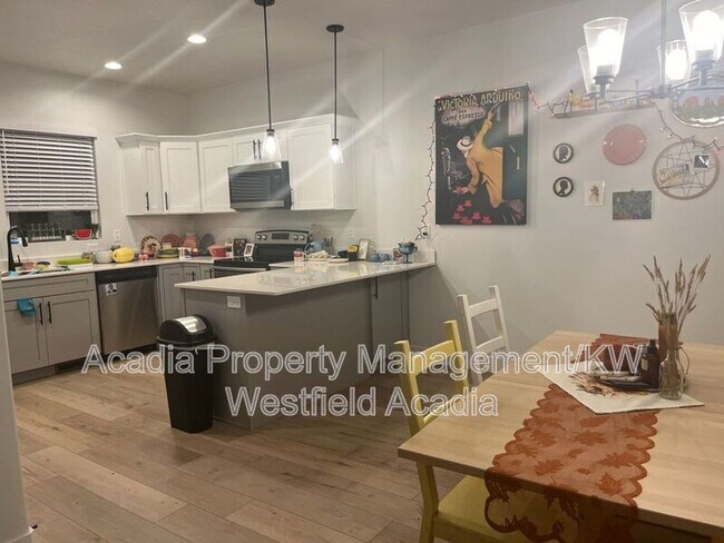 Foto del edificio - 2023 N 3830 W