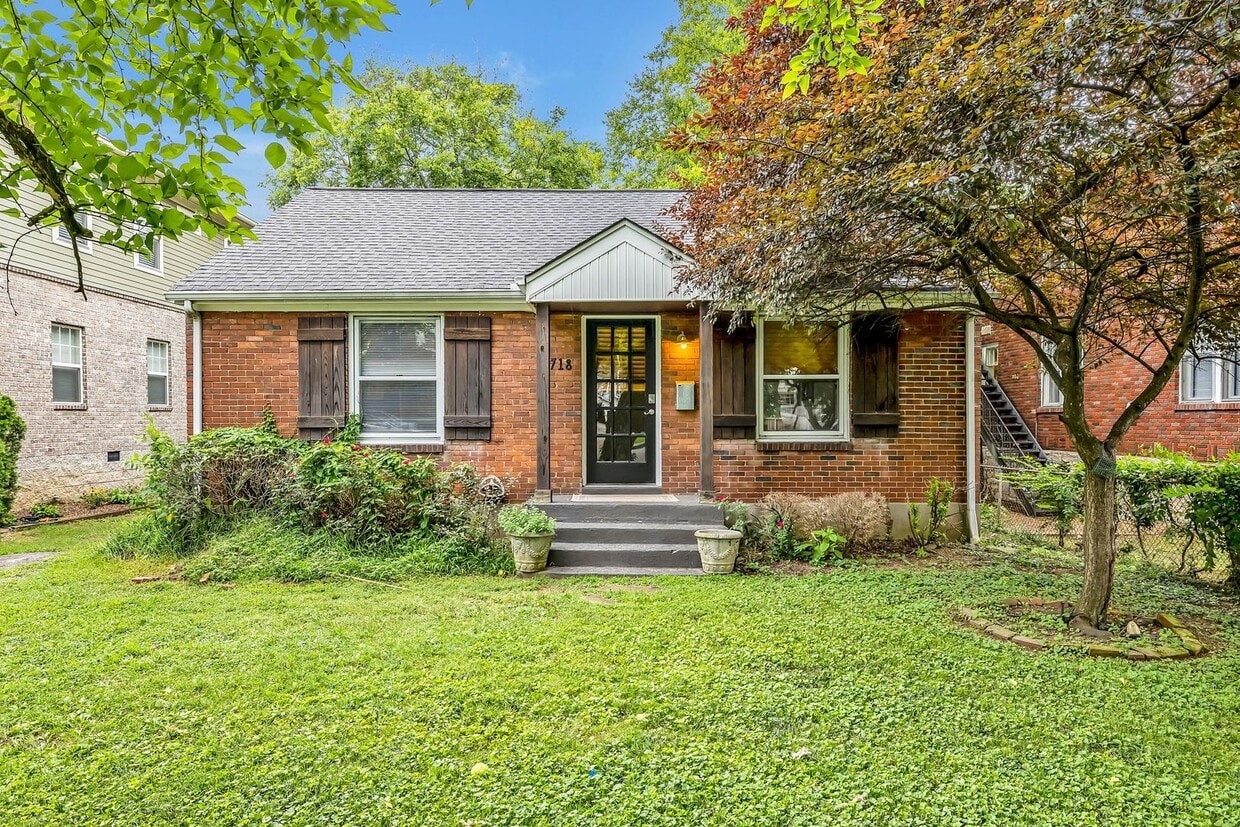 Primary Photo - Charming and well-maintained 2-bd 1-bath h...