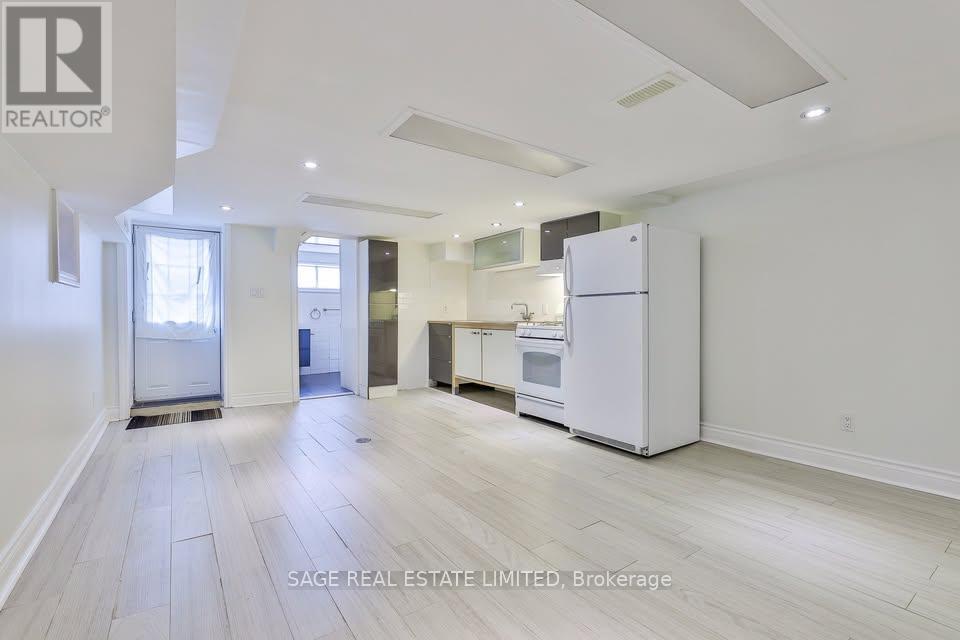 Primary Photo - 1195 Ossington Ave