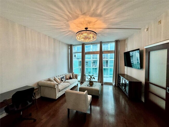 Foto del edificio - 111 N 12th St