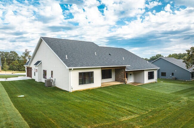 Building Photo - 10953 Quail Run