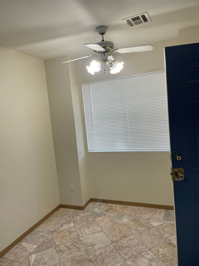 Foto del edificio - Perfect 2 Bedroom/1 Bathroom