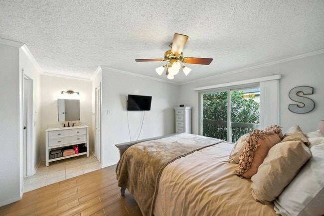 Foto del edificio - 3919 Fairmont Pkwy