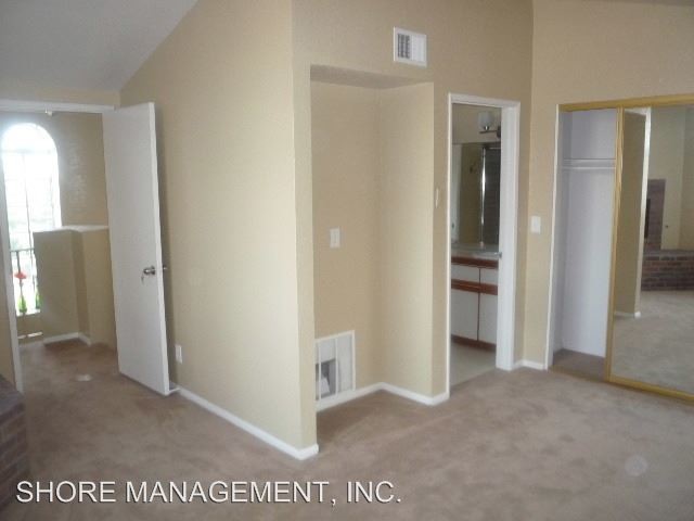 Foto del edificio - 1119 Reed Ave