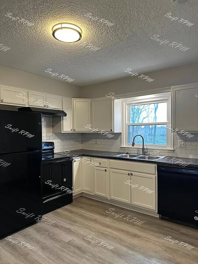 Foto del edificio - 1206 E Loula St