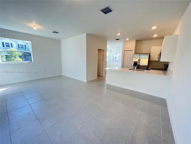 Building Photo - 16221 SW 290th Terrace