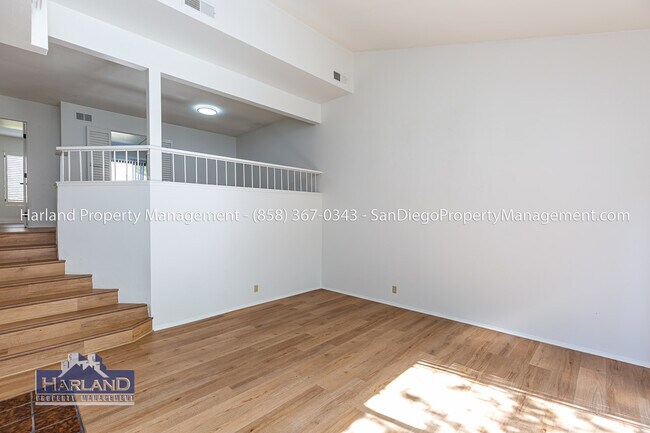 Foto del edificio - 3222 Caminito Eastbluff