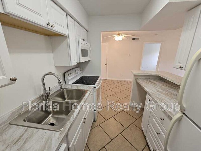 Foto del edificio - 2855 Winkler Ave