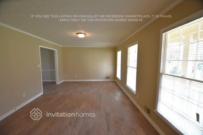 Building Photo - 5384 Pounds Dr N
