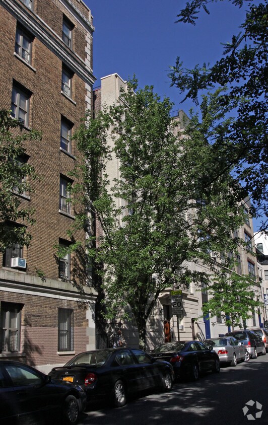 Building Photo - 458 W 143rd St