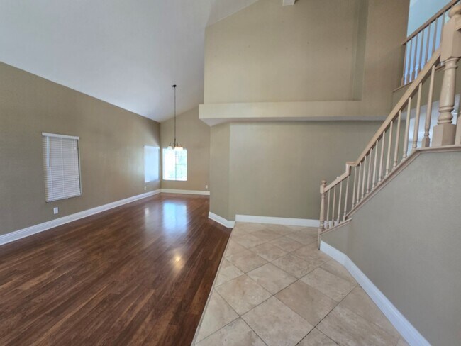 Building Photo - 2765 W Pondera St