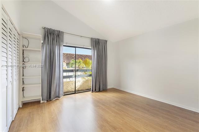 Building Photo - 10057 SW 77th Ct
