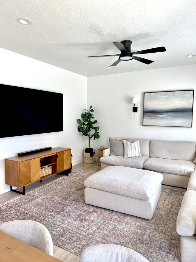 Foto del edificio - 4889 Breezy Patch Rd