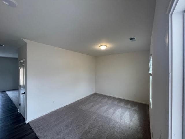 Foto del edificio - 133 Verona Dr NW