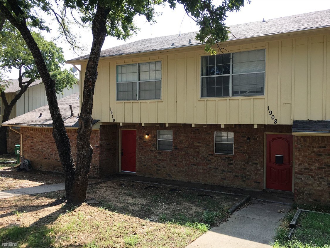 Primary Photo - 3 br, 2 bath House - 1910 Kingswood Ct