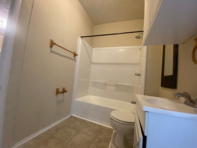 Foto del edificio - ***3 Bedroom/1 Bathroom in Columbus, GA 31904
