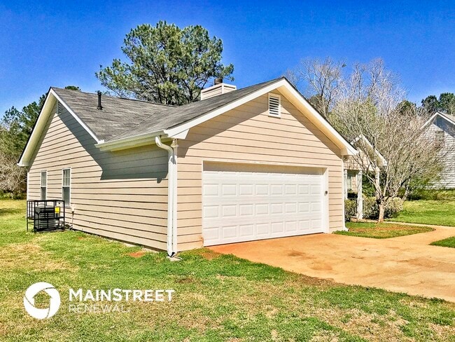 Building Photo - 105 Falcon Ridge Dr