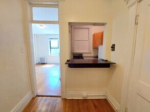Building Photo - 1111 Boylston St