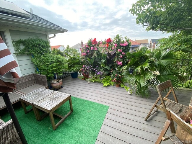 Foto del edificio - 322 E Beech St