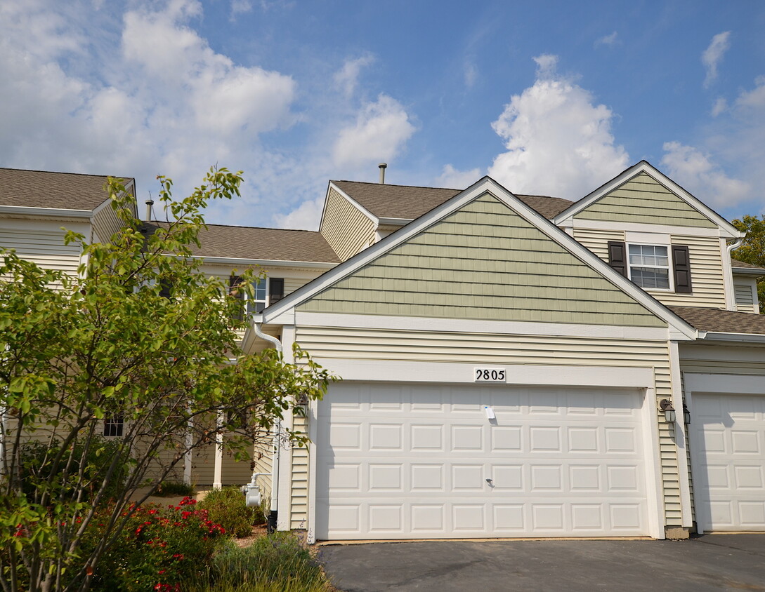 Primary Photo - 2805 Vernal Ln