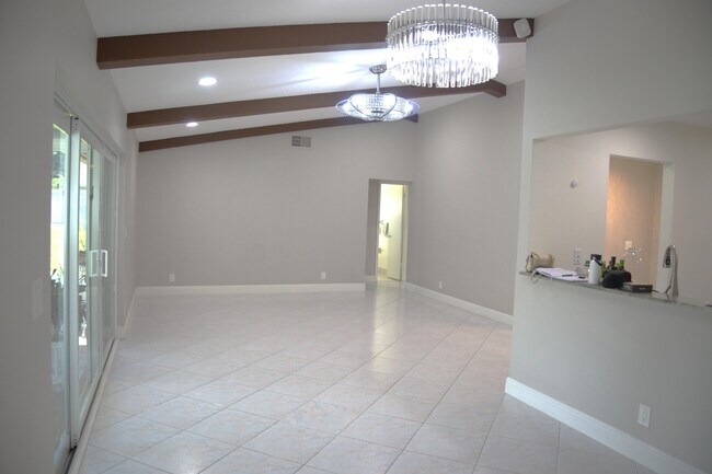 Foto del edificio - 9746 Lancaster Pl