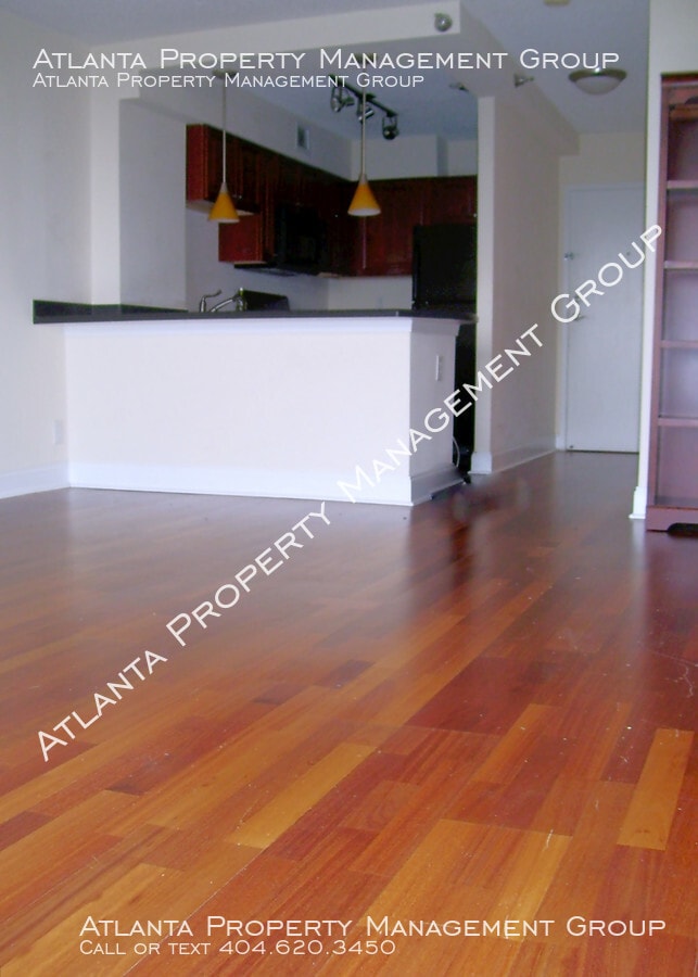 Building Photo - 2479 Peachtree Road NE Unit #1409
