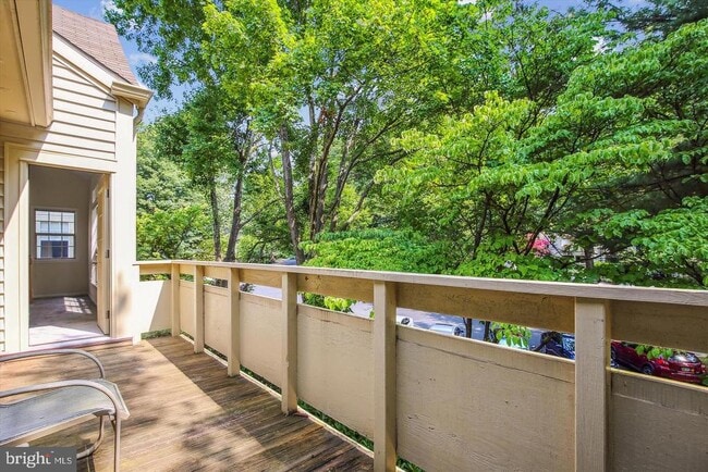 Building Photo - 2224 Springwood Dr