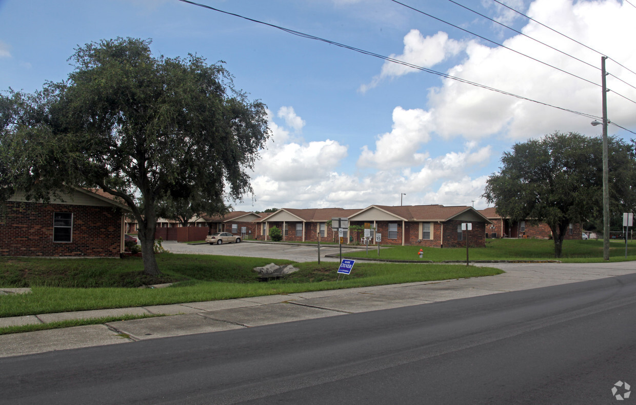 Building Photo - Haines City Apartments