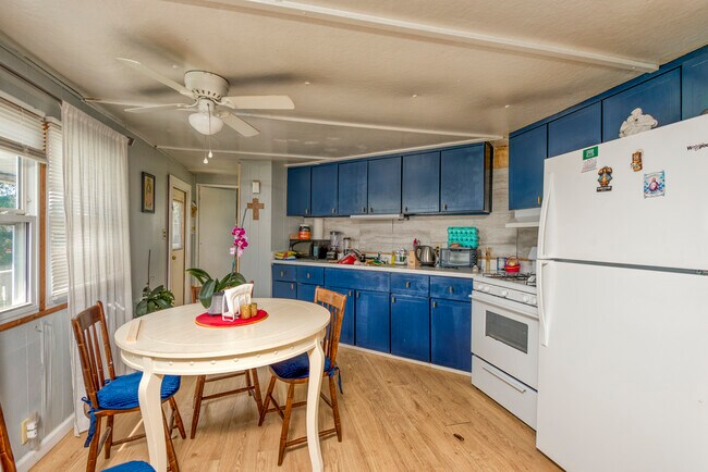 Foto del edificio - 760 Henry St