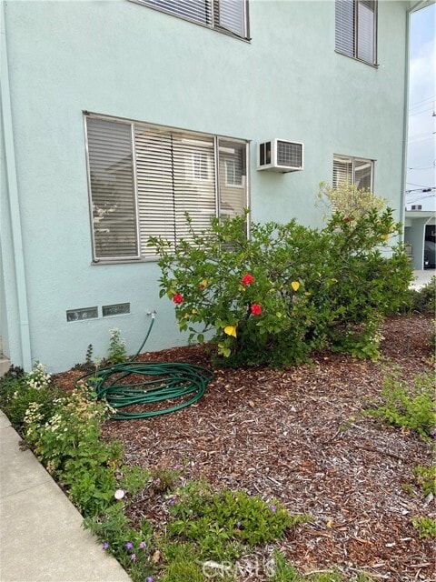 Primary Photo - 1032 Arcadia Ave