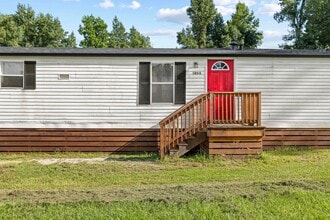 Building Photo - 185 Justice Rd