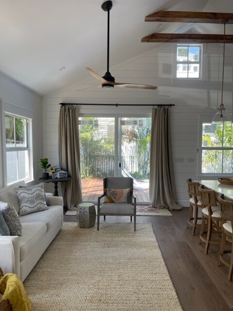 Viviendo - 1102 Pearl St