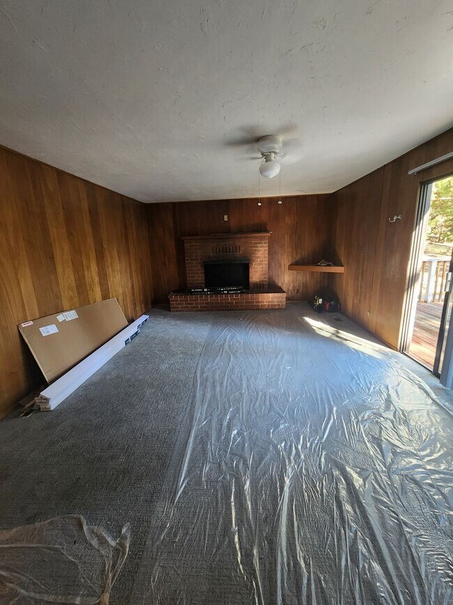 Foto del edificio - 221 - Steelhead Ave Duplex