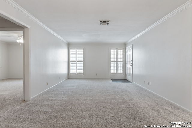 Foto del edificio - 5359 Fredericksburg Rd