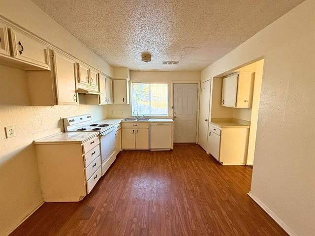 Foto del edificio - 1021 Pleasant Valley Ln