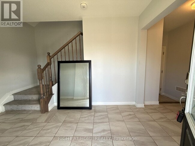 Building Photo - 63 Stitch Mews