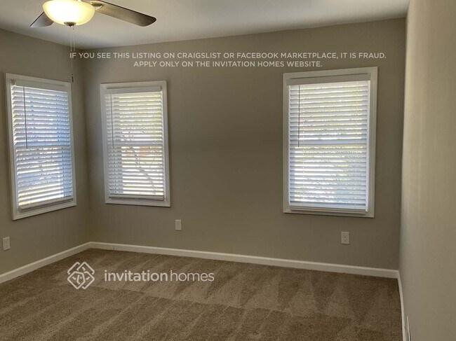 Foto del edificio - 2264 Headland Dr