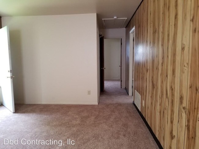 Building Photo - 2 br, 1 bath House - 4929 Mt. Vernon Park Dr