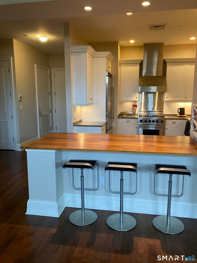 Foto del edificio - 75 Stone Ridge Way