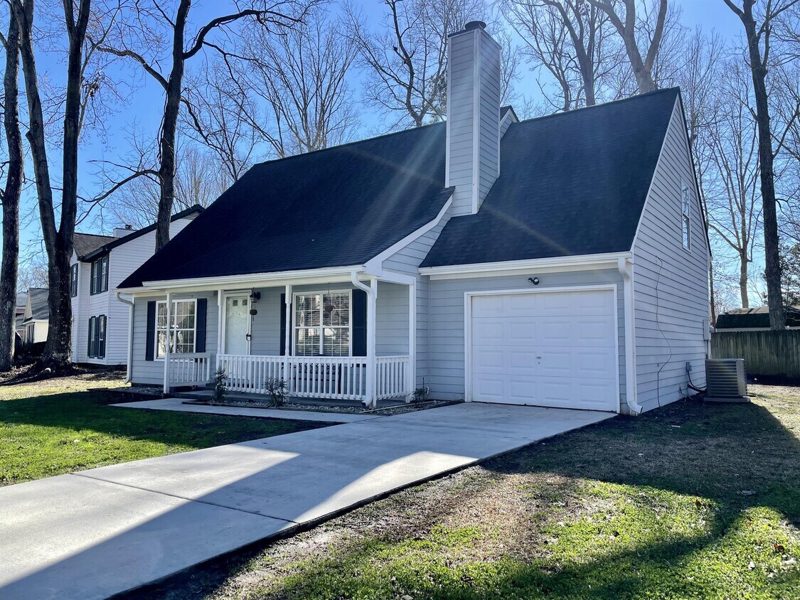 Primary Photo - 111 Sunrise Rd