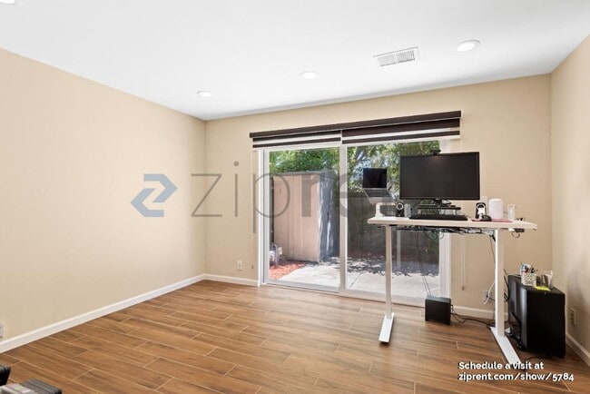 Building Photo - 4756 Raspberry Pl