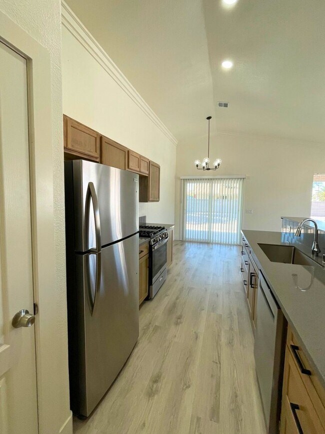 Foto del edificio - 2317 Logsdon Dr