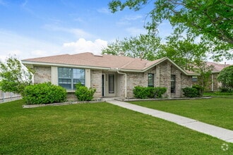 Building Photo - 3239 Wichita Dr