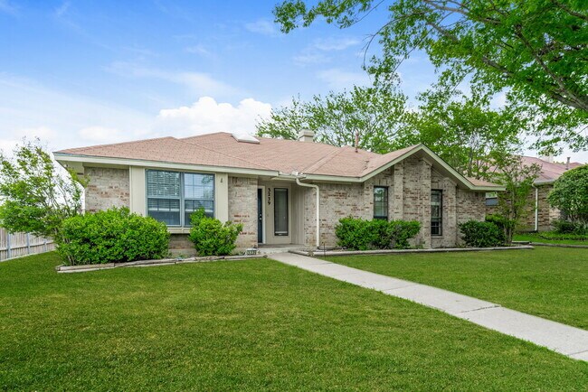 Foto del edificio - 3239 Wichita Dr